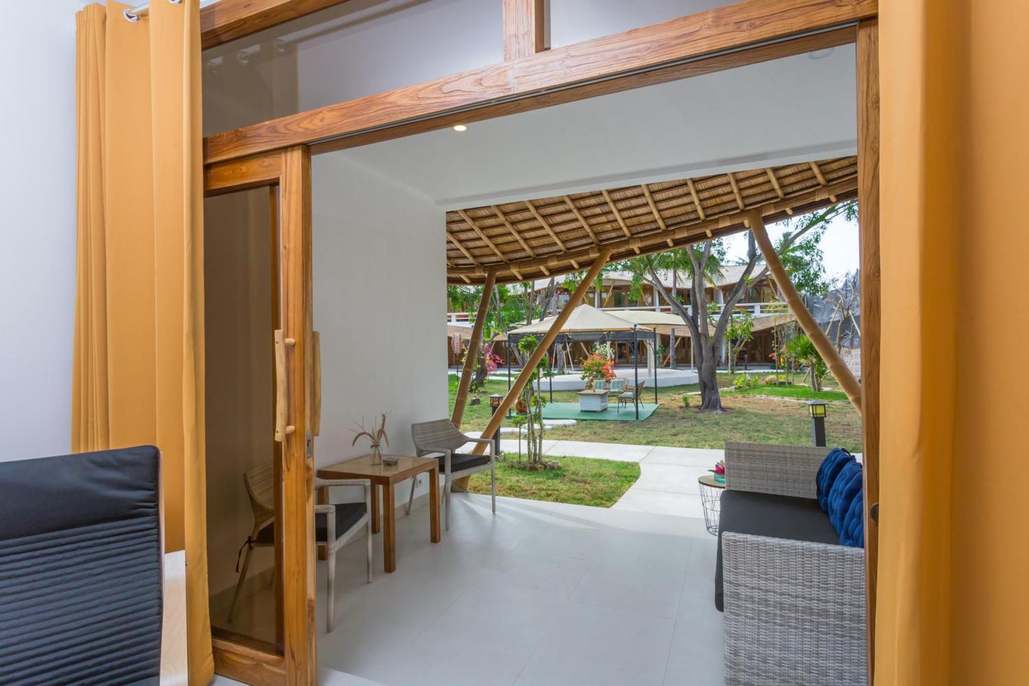 Pearl Sunset Resort Gili Trawangan Exterior foto